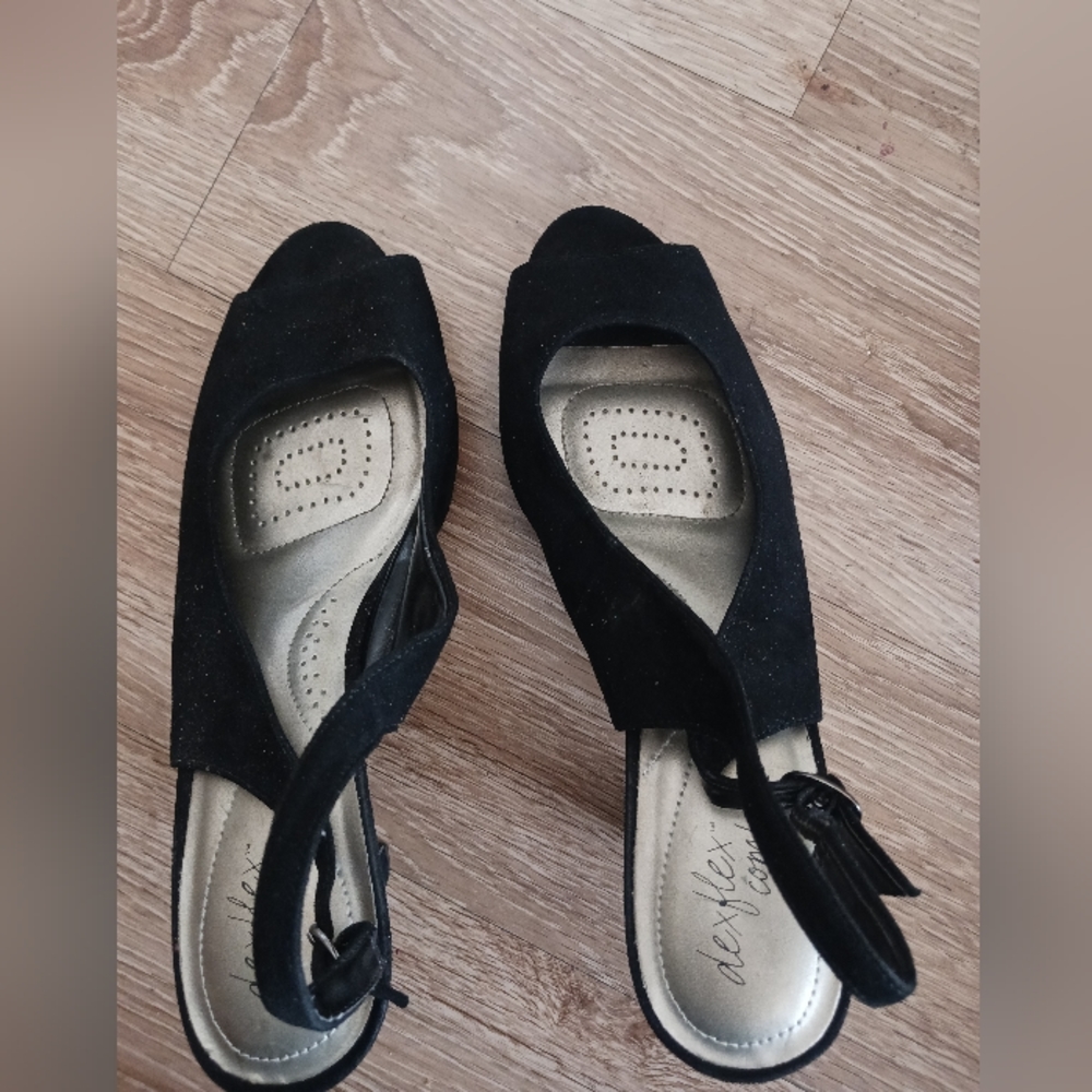 Black Faux Suede Slingback high heels from Dexflex Comfort in size 10W